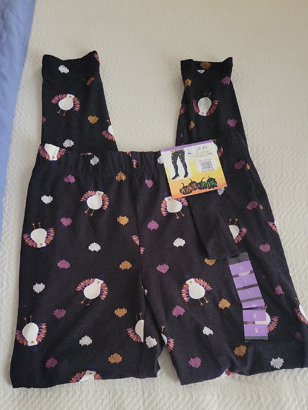 Pumpkins & Potions Tirkey Leggings - Small